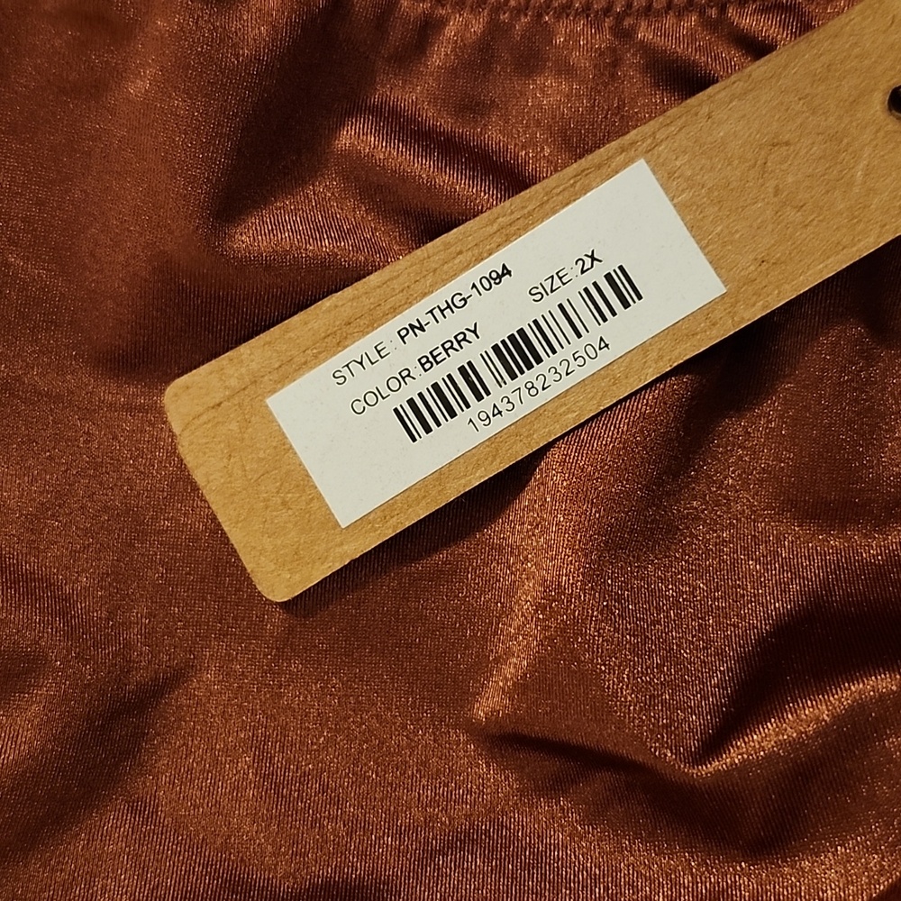 NWT SKIMS LIMITED EDITION T-String Thong Panties Berry Satin 2X - Picture 2 of 4